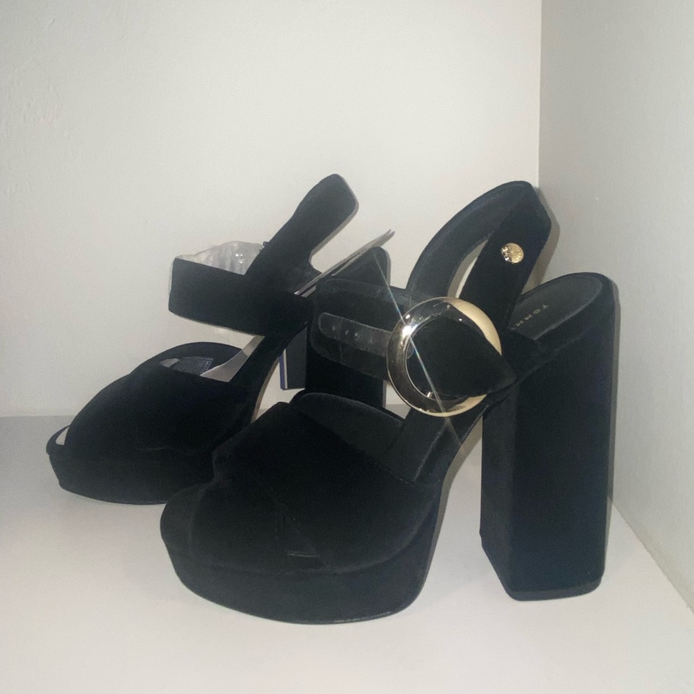 Tommy Hilfiger velvet platform block heel